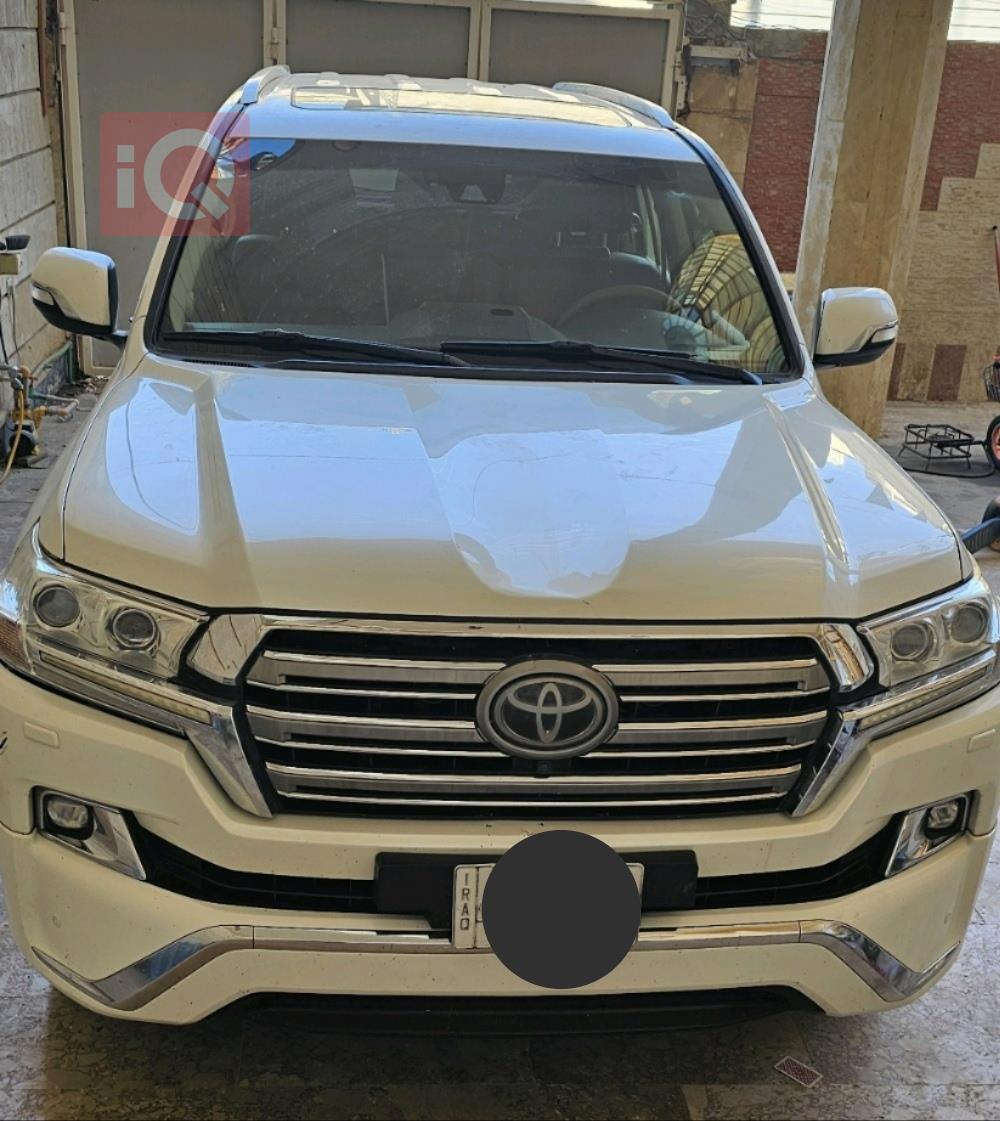 تويوتا لاندكروزر